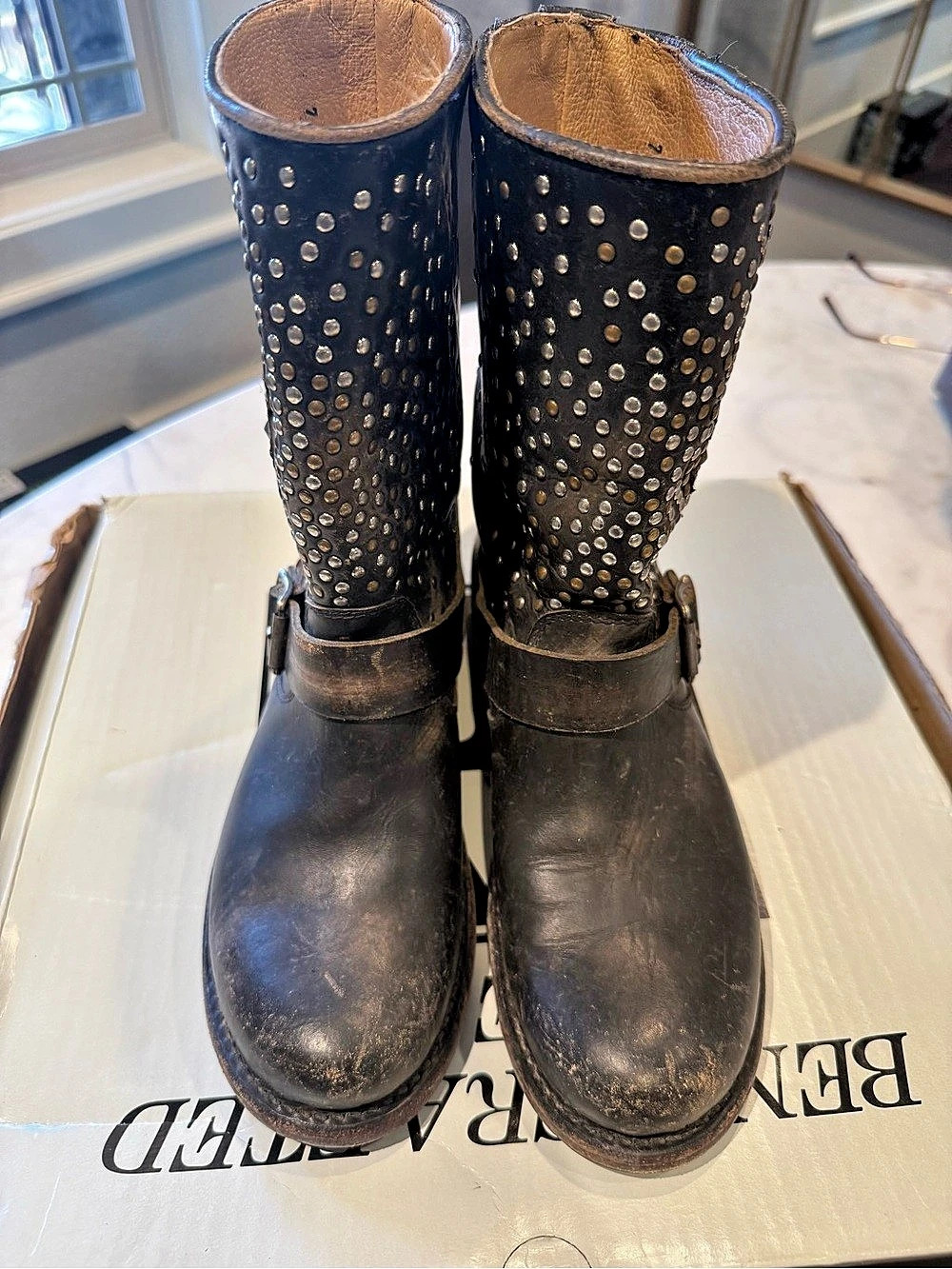Frye  Jenna Skull Stud Short Skull Stud Short Boots Black US 7 - Picture 5 of 9